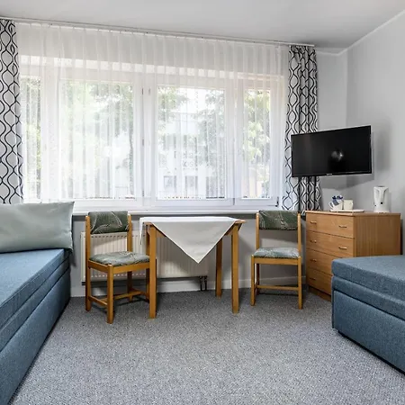 Goscinne Namiastka Bed & Breakfast *