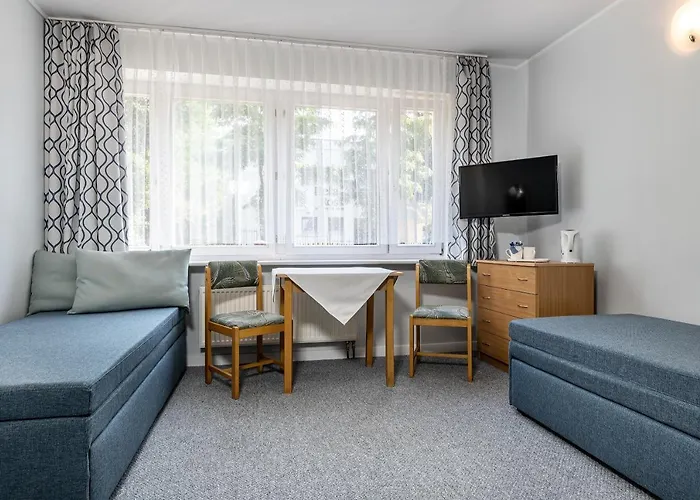 Goscinne Namiastka فندق مبيت وإفطار 3*