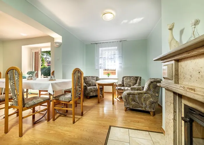 Goscinne Namiastka Bed & Breakfast 3*